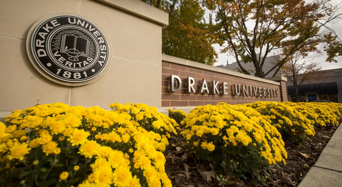 Drake U. expands reach of Bulldog Bucks off-campus program
