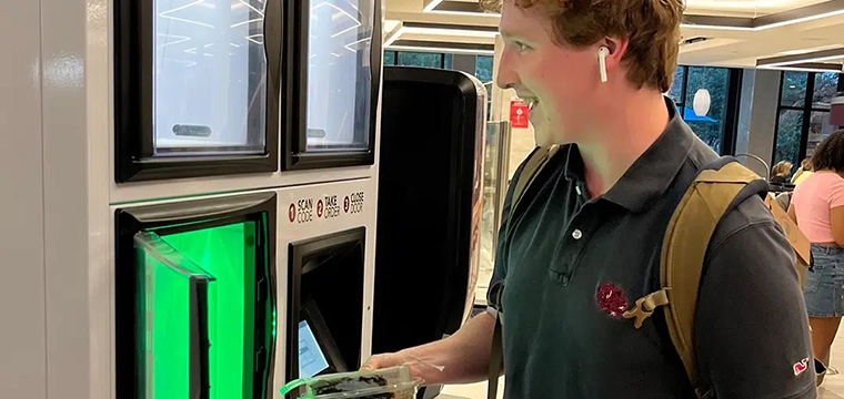 Apex smart lockers for food ordering