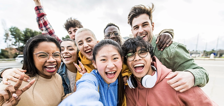 group of students taking a selfie